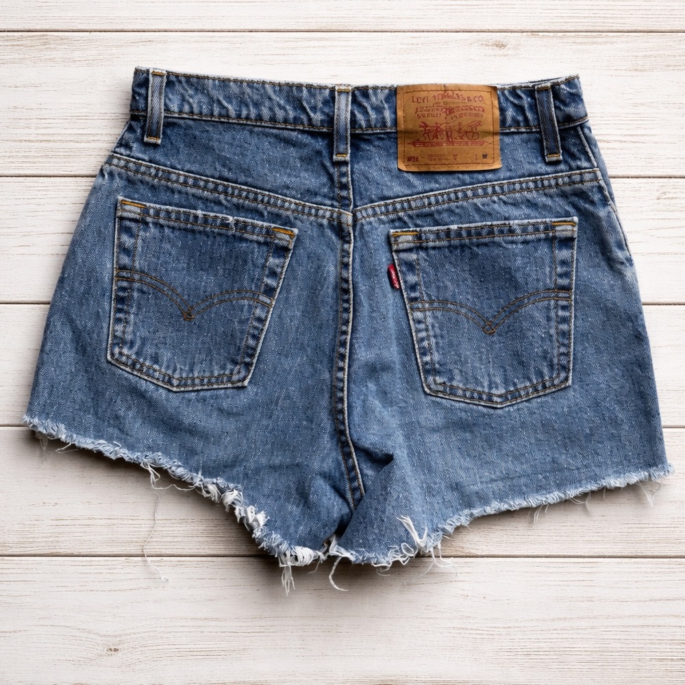 Vintage Levi's 551 Denim Cut Off Shorts M 28 Blue Cotton Distressed